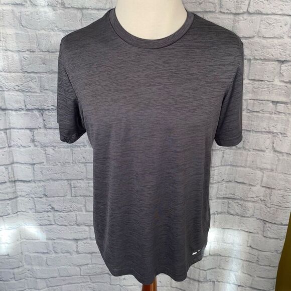 Tek gear dry Tek men XL short sleeve Crewneck activewear workout shirt grey - Picture 1 of 10